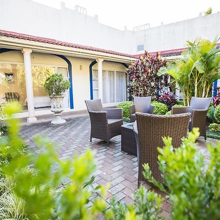 Santorini Guesthouse 이스트런던 외부 사진