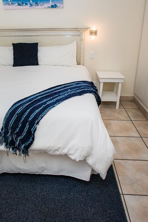 Santorini Guesthouse 이스트런던 외부 사진